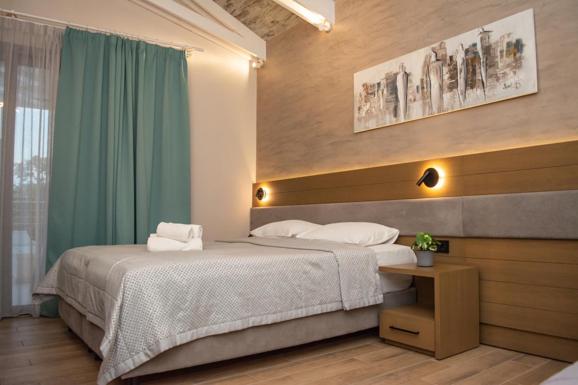 Hotel Golden Sun Néa Meságkala Esterno foto
