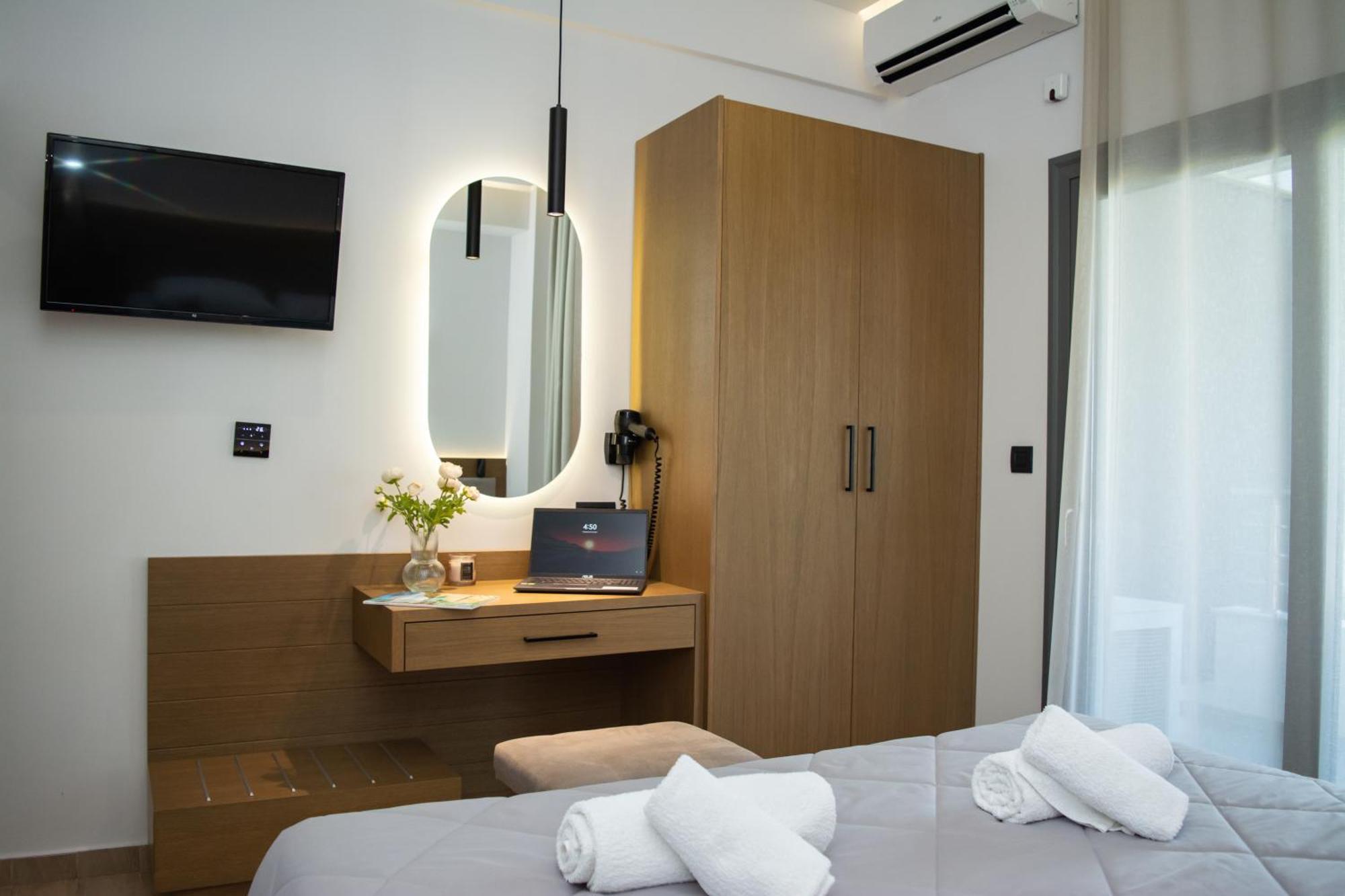 Hotel Golden Sun Néa Meságkala Esterno foto